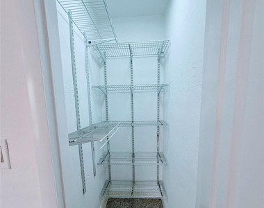 2040 Ne 174th Street - Photo Thumbnail 21