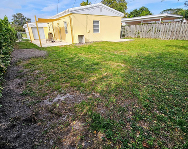 2040 Ne 174th Street - Photo Thumbnail 37