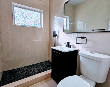 2040 Ne 174th Street - Photo Thumbnail 27