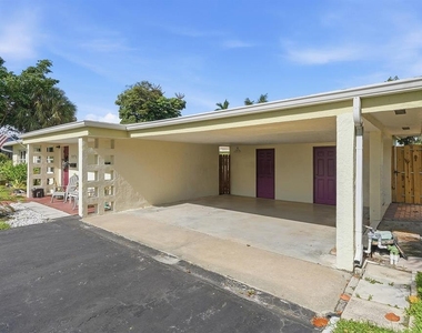 2713 Ne 33rd Avenue - Photo Thumbnail 16