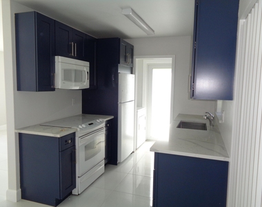9907 Liberty Court - Photo Thumbnail 2