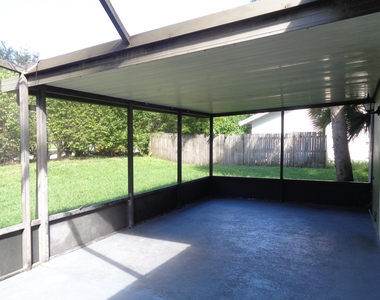 9907 Liberty Court - Photo Thumbnail 13