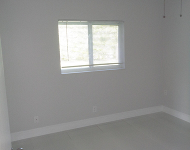 9907 Liberty Court - Photo Thumbnail 9