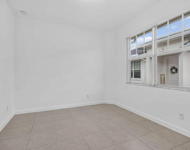 1243 Tangled Orchard Trace - Photo Thumbnail 32