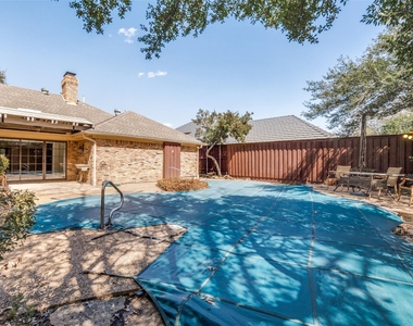 7010 Northwood Road - Photo Thumbnail 23