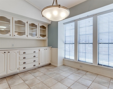7010 Northwood Road - Photo Thumbnail 16