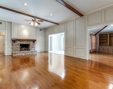 7010 Northwood Road - Photo Thumbnail 5