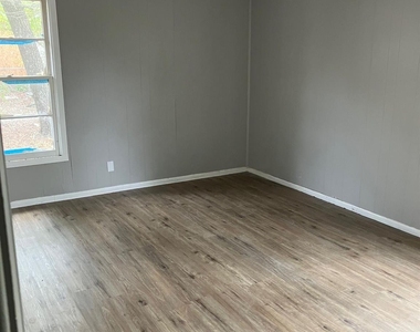 4017 Gordon Street - Photo Thumbnail 7