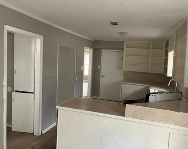 4017 Gordon Street - Photo Thumbnail 4