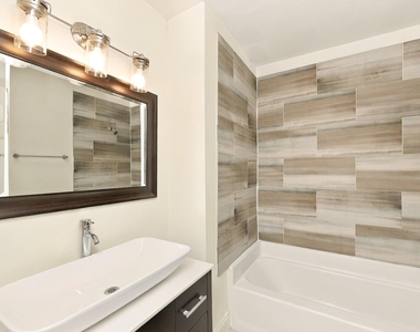 7709 Texridge Drive - Photo Thumbnail 11