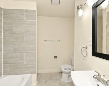 7709 Texridge Drive - Photo Thumbnail 12