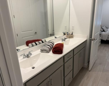 3760 Spanish Cedar Place - Photo Thumbnail 6