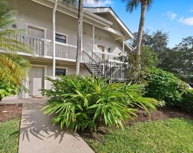 11863 Wimbledon Circle - Photo Thumbnail 14