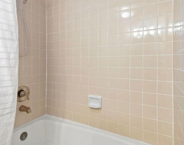 11863 Wimbledon Circle - Photo Thumbnail 11