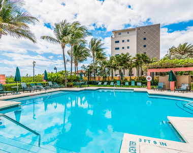 2110 N Ocean Boulevard - Photo Thumbnail 27