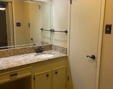 115 Shepherds Cove - Photo Thumbnail 18