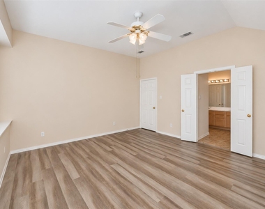 5121 Yaupon Drive - Photo Thumbnail 21