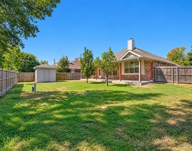 5121 Yaupon Drive - Photo Thumbnail 37
