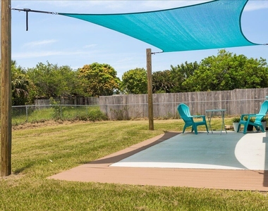 2202 Se Trillo Street - Photo Thumbnail 34