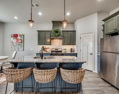 14704 Brinklee Way - Photo Thumbnail 13