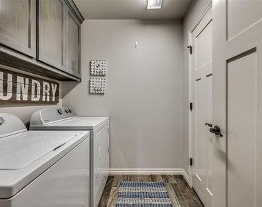 14704 Brinklee Way - Photo Thumbnail 29