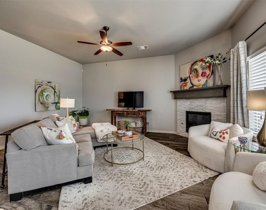 14704 Brinklee Way - Photo Thumbnail 5