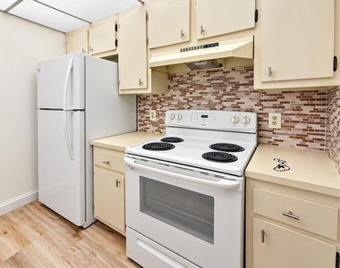 101 Sw 132nd Way - Photo Thumbnail 3