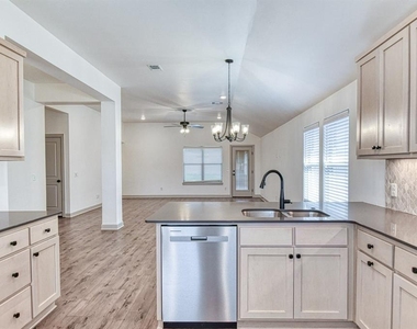 13313 Sw 5th Street - Photo Thumbnail 17