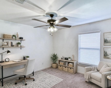 13313 Sw 5th Street - Photo Thumbnail 7