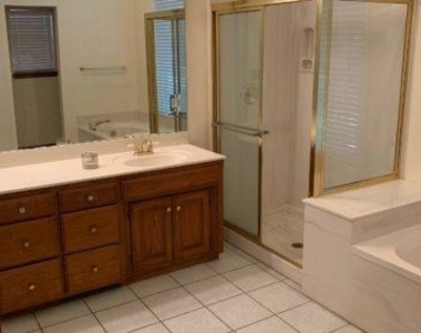 14705 Collingwood Lane - Photo Thumbnail 14