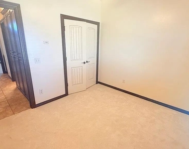 11733 Sw 22nd Terrace - Photo Thumbnail 15