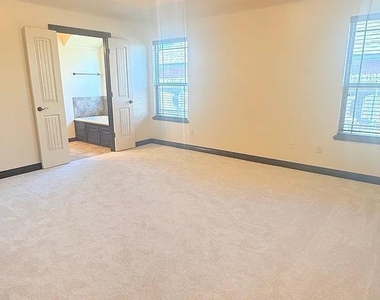 11733 Sw 22nd Terrace - Photo Thumbnail 16