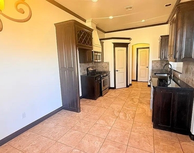 11733 Sw 22nd Terrace - Photo Thumbnail 8