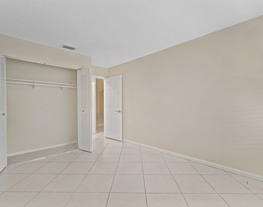 462 Hardwood Place - Photo Thumbnail 21