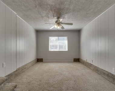 3813 Nw 56th Place - Photo Thumbnail 12
