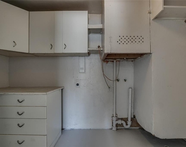 3813 Nw 56th Place - Photo Thumbnail 16
