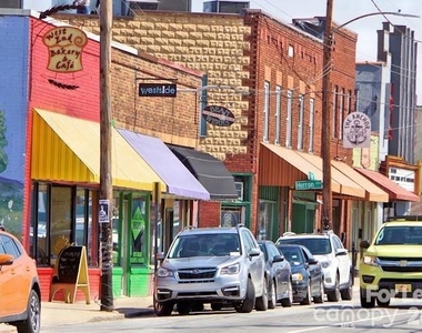 41 Mildred Avenue - Photo Thumbnail 19
