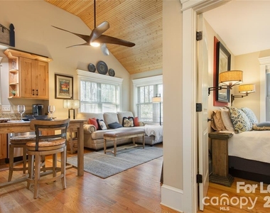 41 Mildred Avenue - Photo Thumbnail 1