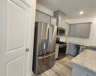 7150 Bentz Street - Photo Thumbnail 3