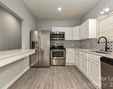 1233 Calhoun Street - Photo Thumbnail 7