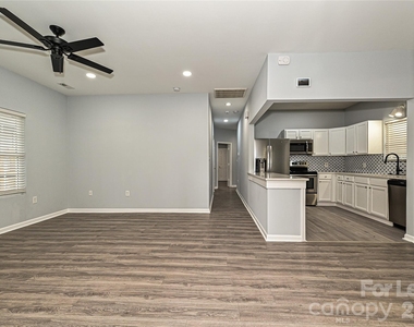 1233 Calhoun Street - Photo Thumbnail 2