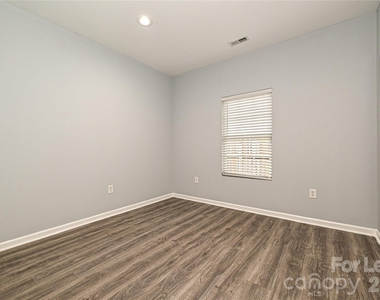 1233 Calhoun Street - Photo Thumbnail 17