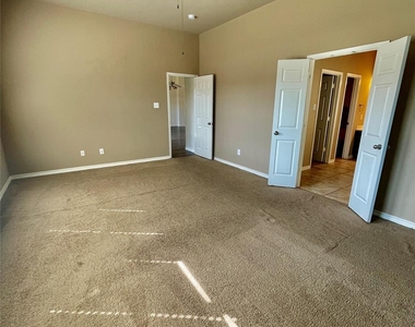 9405 Timber Wagon Drive - Photo Thumbnail 15