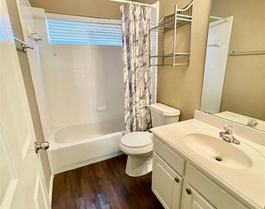 9405 Timber Wagon Drive - Photo Thumbnail 25