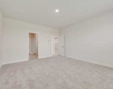 3004 Isla Terrace - Photo Thumbnail 10