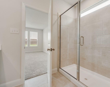 3004 Isla Terrace - Photo Thumbnail 12