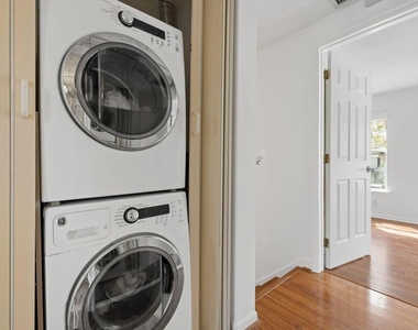 217 Old English Drive - Photo Thumbnail 15