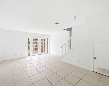 217 Old English Drive - Photo Thumbnail 7