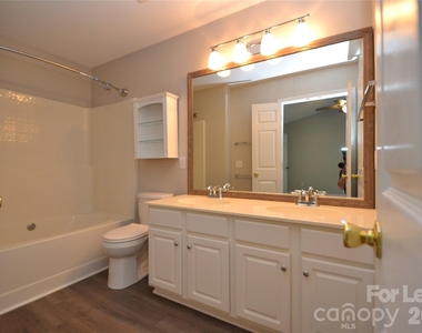 6655 Rothchild Drive - Photo Thumbnail 9