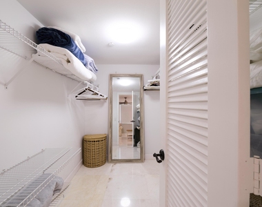 500 Ocean Drive - Photo Thumbnail 16